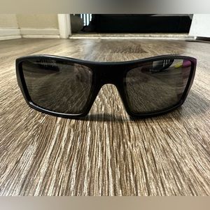 Gascan Oakleys